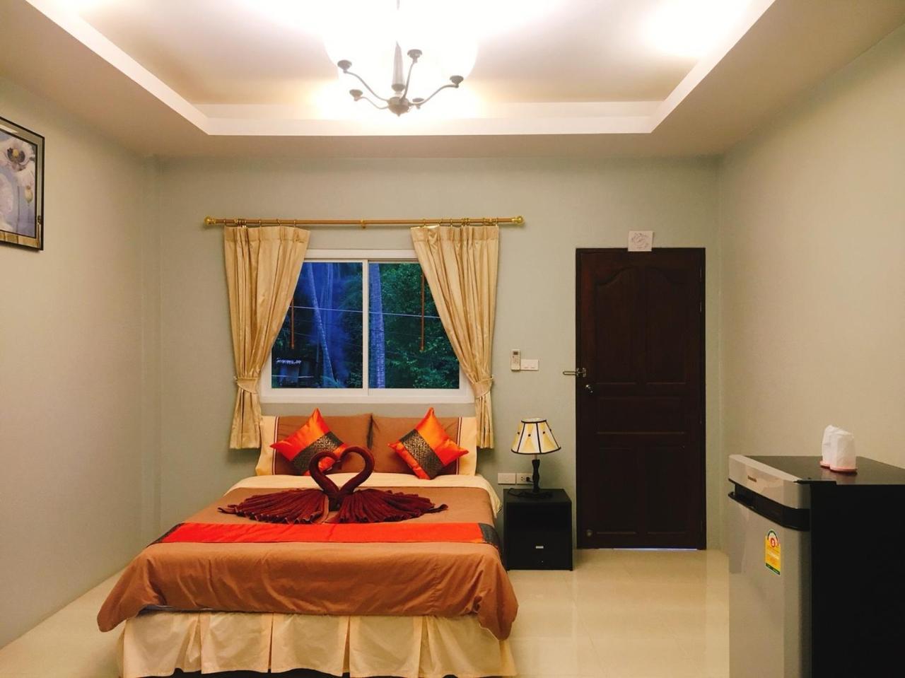 אפרטהוטל Ko Yao Bussarin Mansion Koh Yao Yai מראה חיצוני תמונה