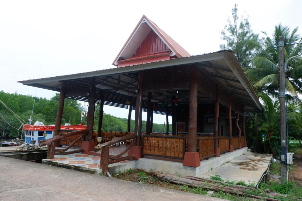 אפרטהוטל Ko Yao Bussarin Mansion Koh Yao Yai מראה חיצוני תמונה